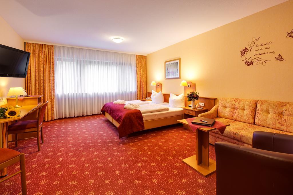 Hotel Die Kleine Blume Erfweiler Eksteriør billede